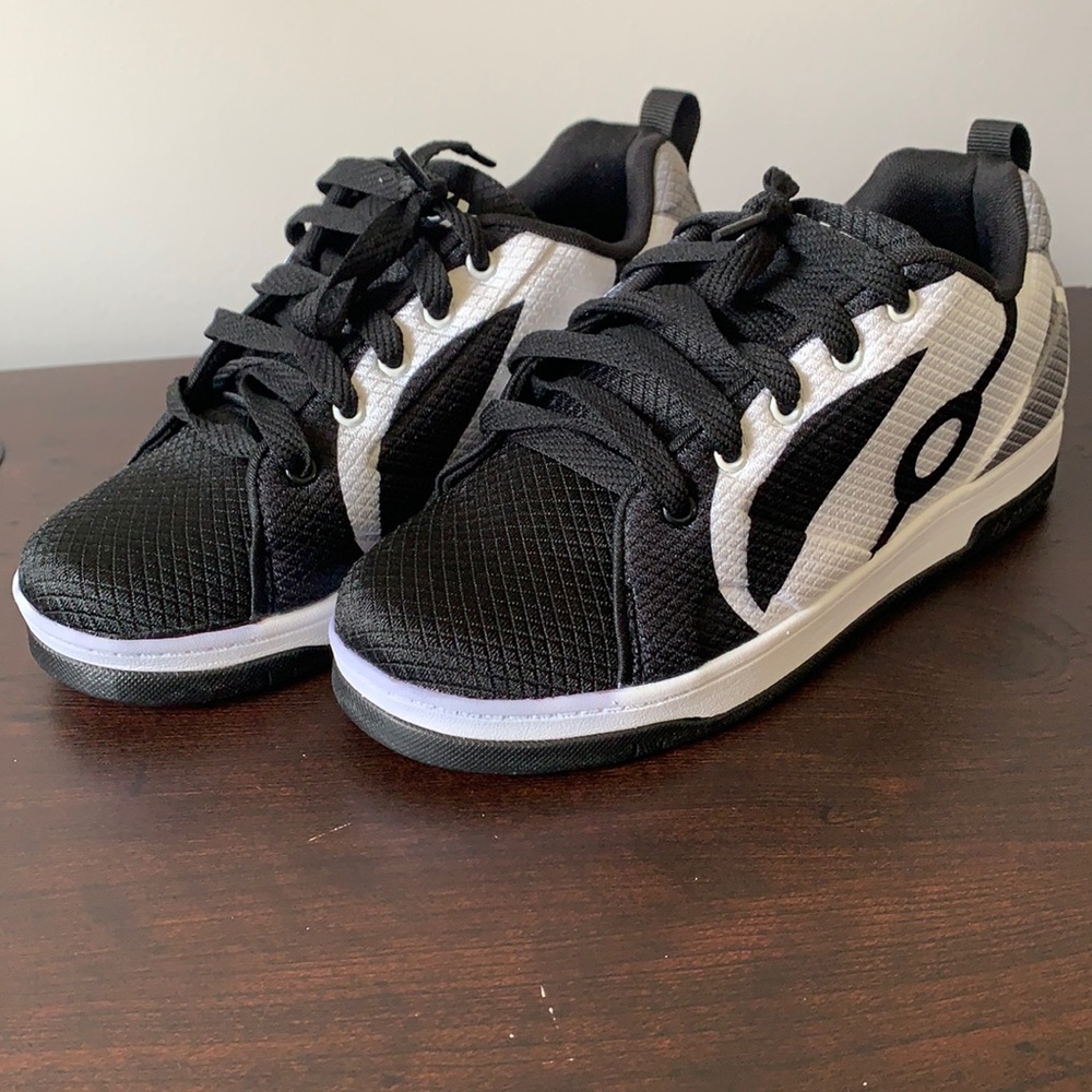 Boys Heely sneakers